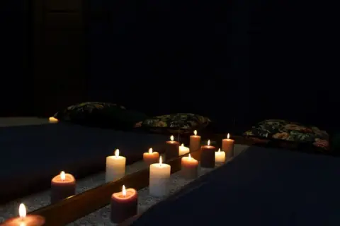 Masaż lingam – skąd się wziął, na czym polega i dla kogo jest?