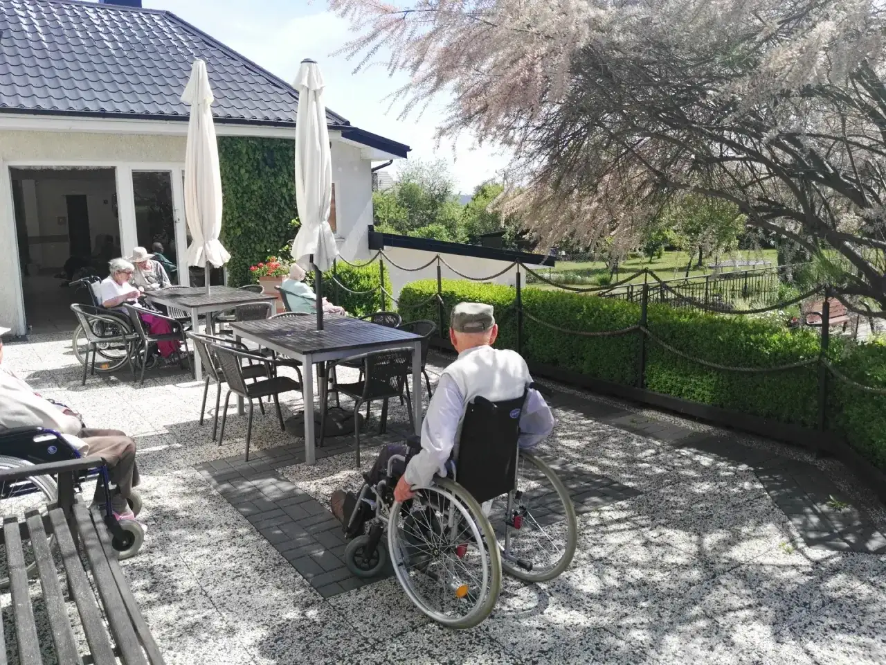 Villa Senior Rumia opieka pielęgniarska rehabilitacja